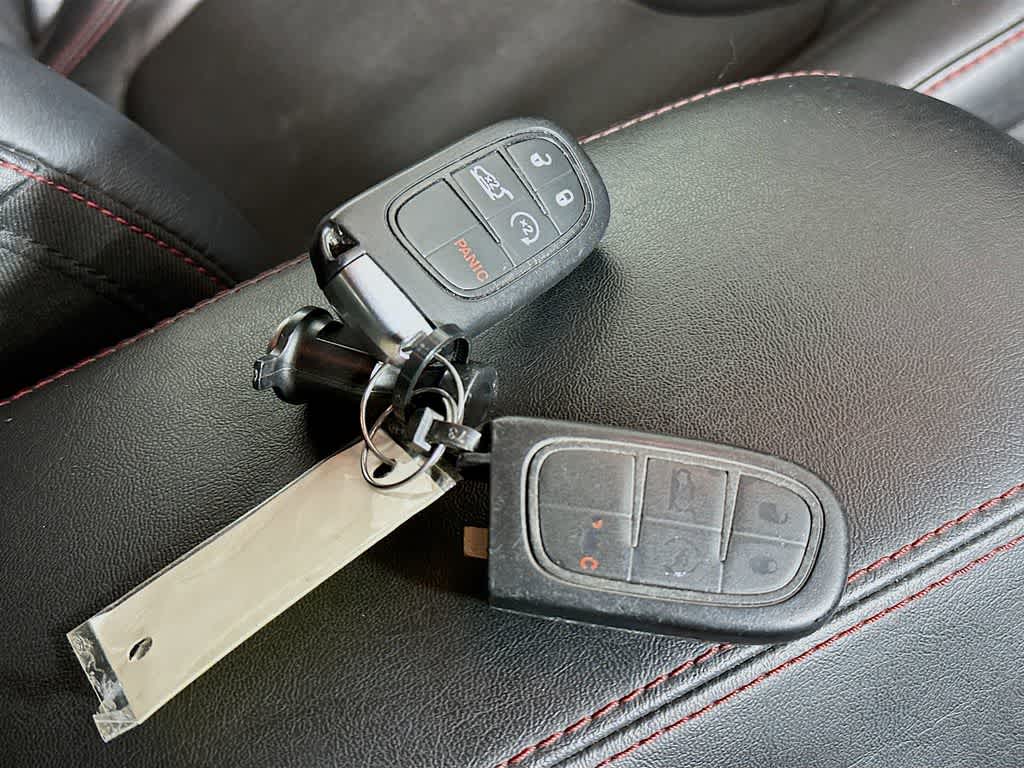 Thumbnail: 2015 Jeep Cherokee - 22