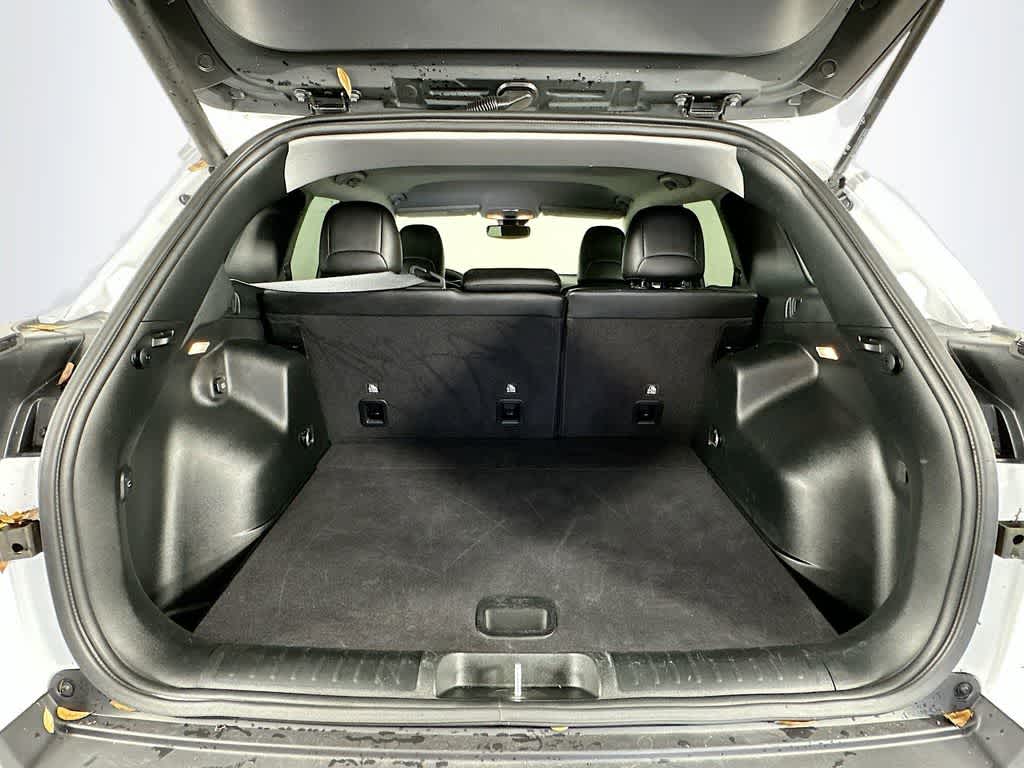 Thumbnail: 2023 Jeep Cherokee - 21