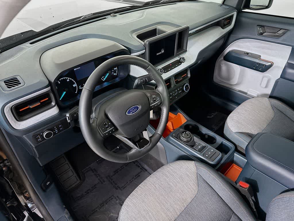 2023 Ford Maverick XLT 2