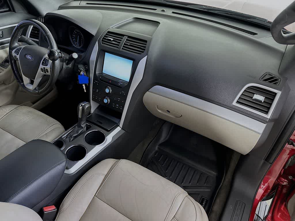 Thumbnail: 2011 Ford Explorer - 34
