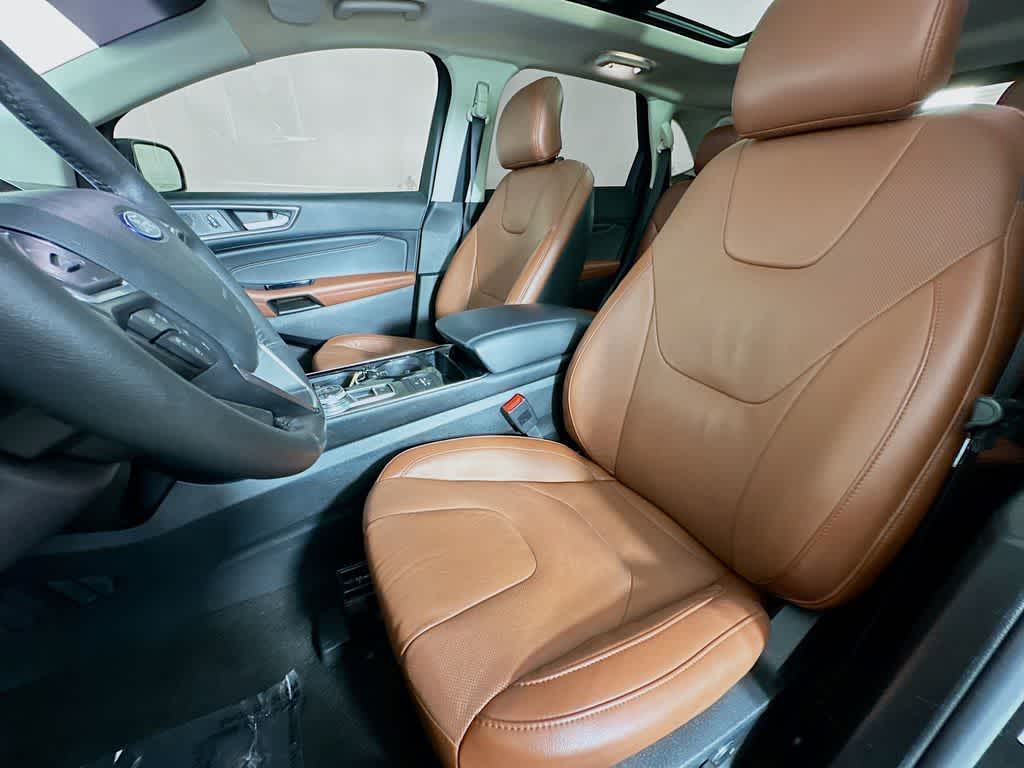 Thumbnail: 2019 Ford Edge - 12