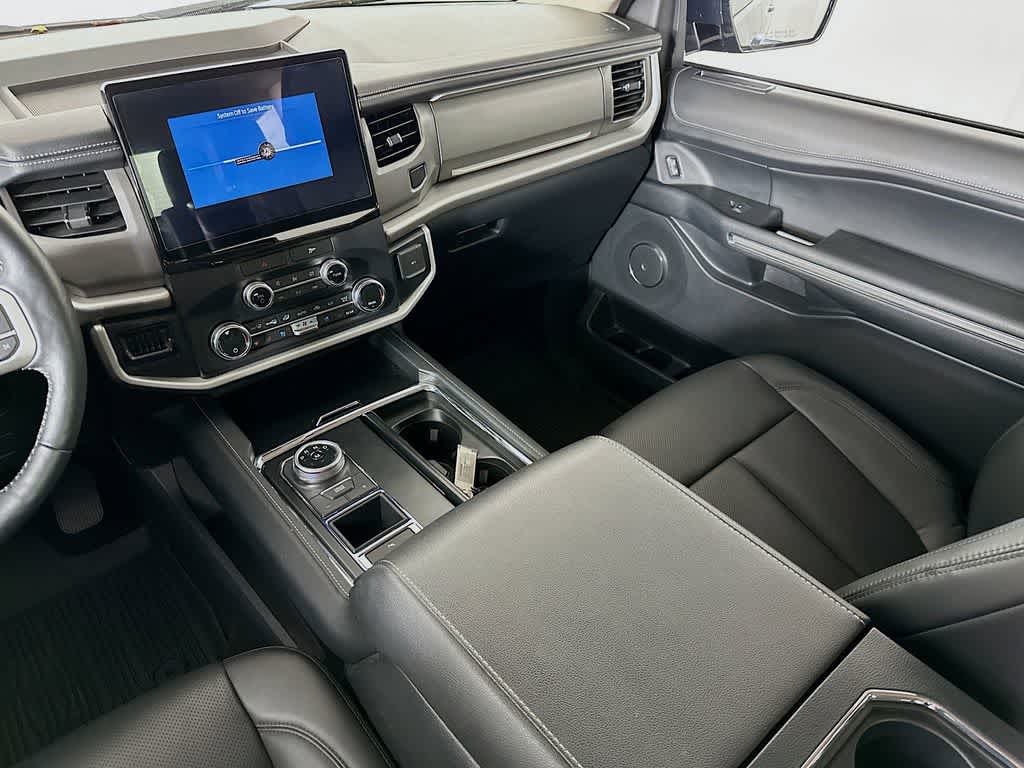 Thumbnail: 2022 Ford Expedition - 11
