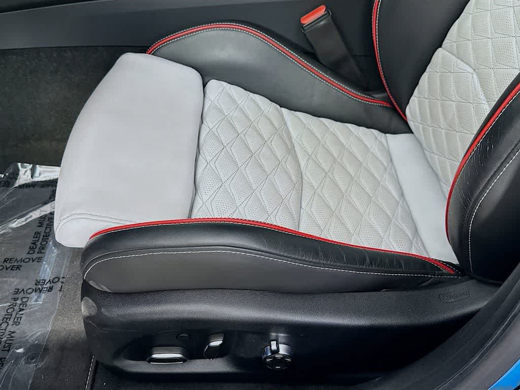 Thumbnail: 2022 Cadillac CT4 - 31