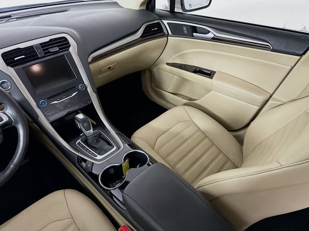 Thumbnail: 2014 Ford Fusion - 11