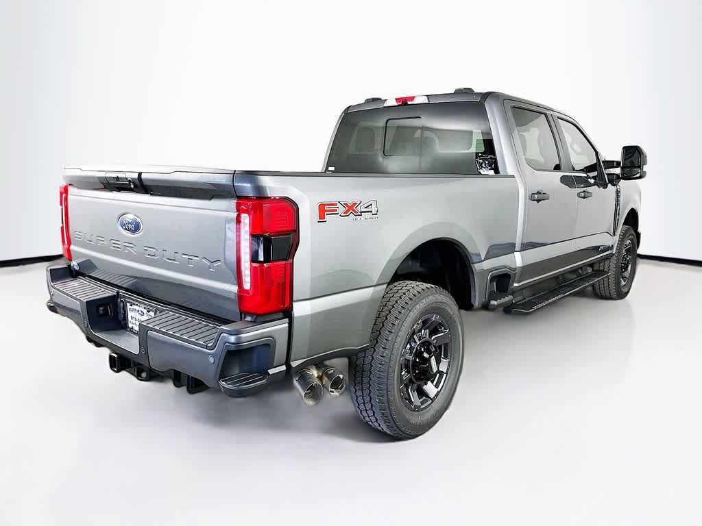 Thumbnail: 2025 Ford F-350 - 23