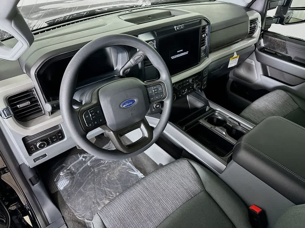 New 2026 Ford F-250 Truck Crew Cab