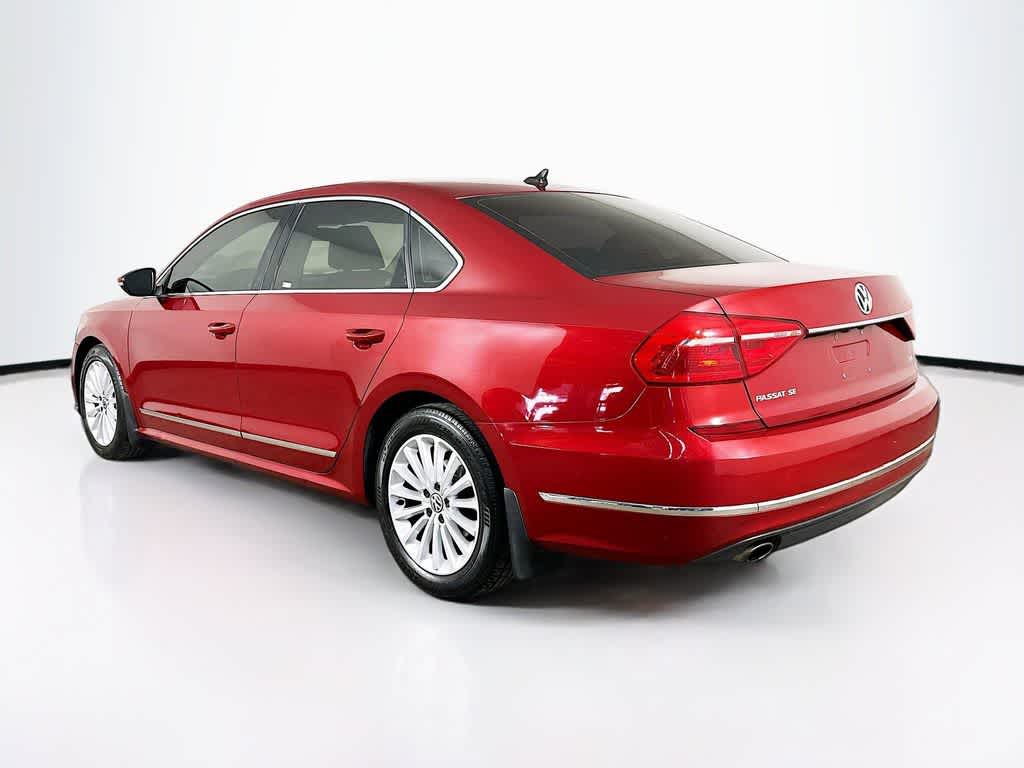 Thumbnail: 2016 Volkswagen Passat - 4