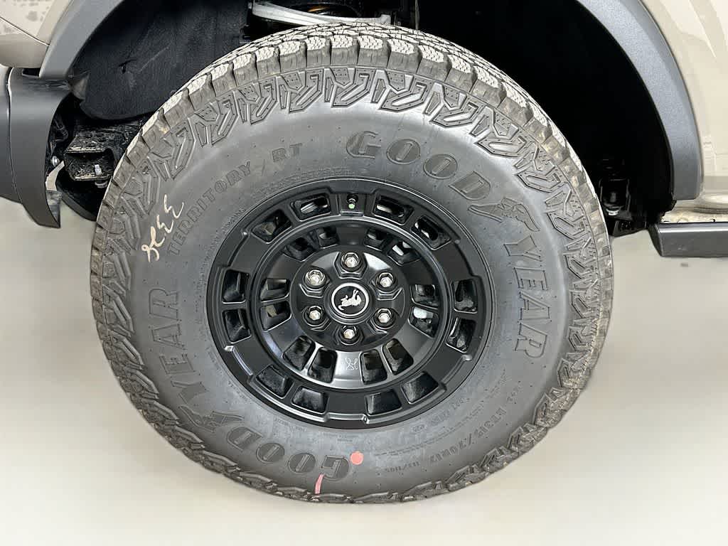 Thumbnail: 2026 Ford Bronco - 8