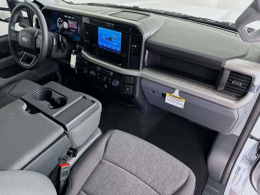 Thumbnail: 2026 Ford F-250 - 31