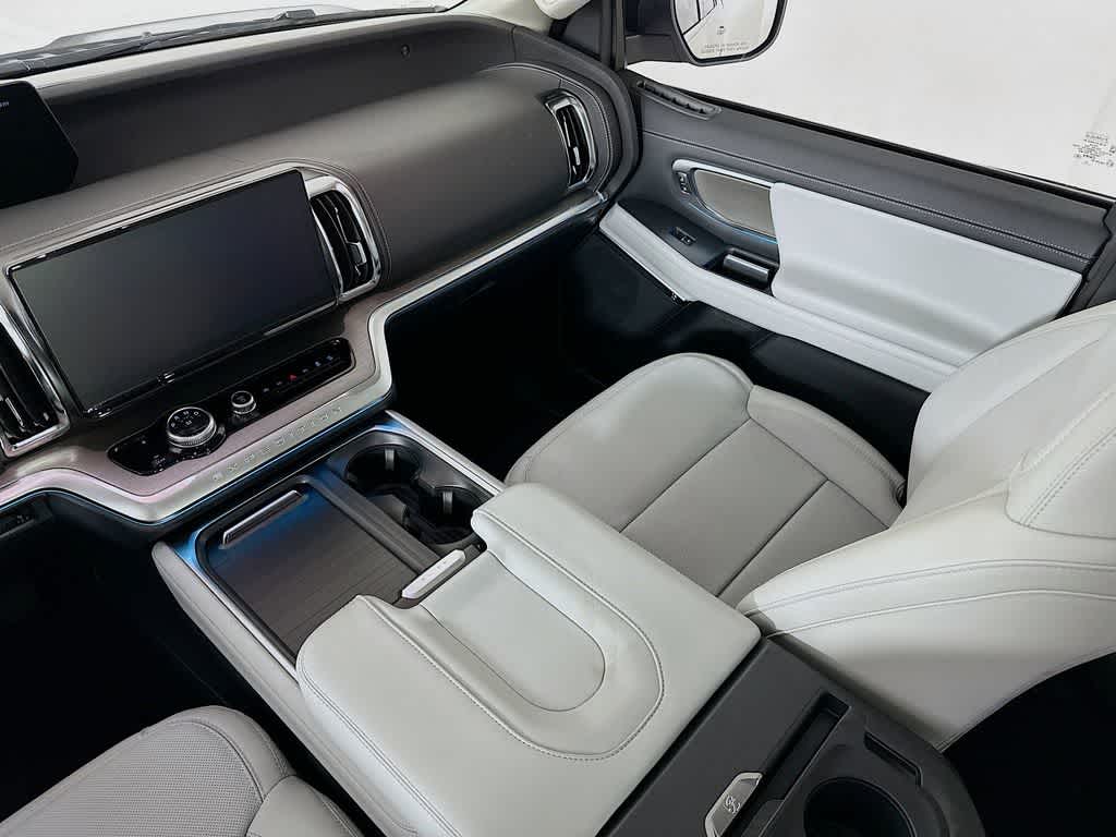 Thumbnail: 2026 Ford Expedition - 11