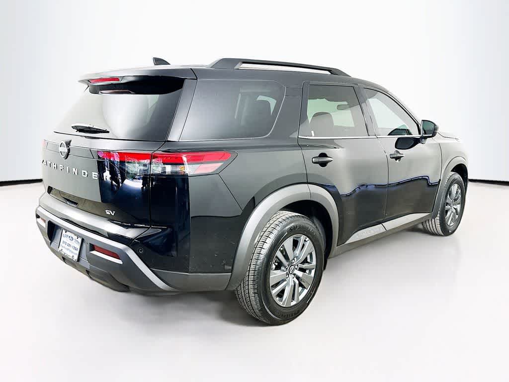 Thumbnail: 2024 Nissan Pathfinder - 24