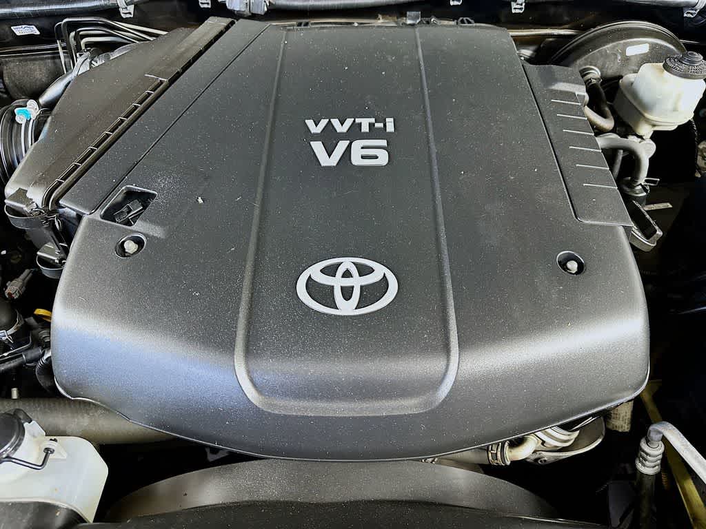 Thumbnail: 2014 Toyota Tacoma - 9