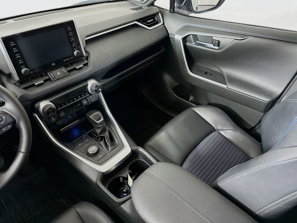 Thumbnail: 2020 Toyota RAV4 - 11