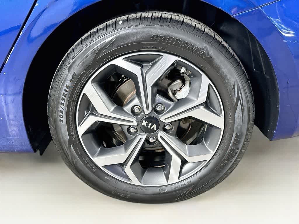 Thumbnail: 2019 Kia Forte - 8