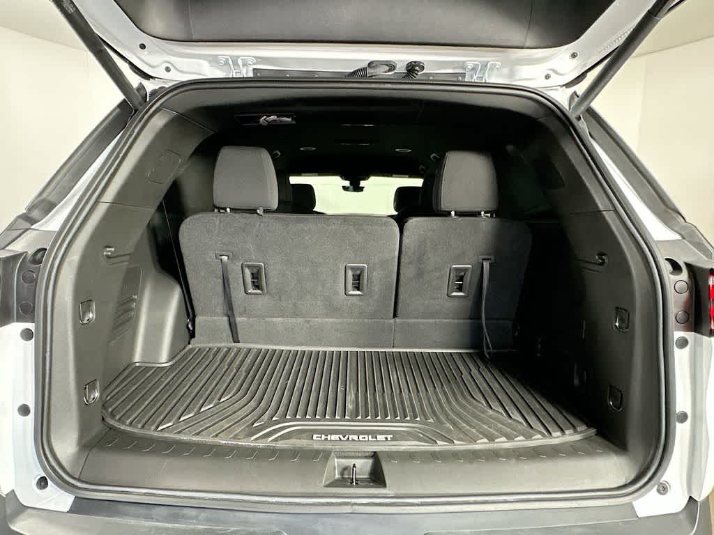 Thumbnail: 2023 Chevrolet Traverse - 21