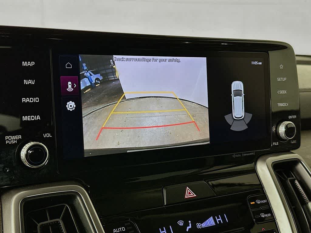 Thumbnail: 2023 Kia Sorento - 29