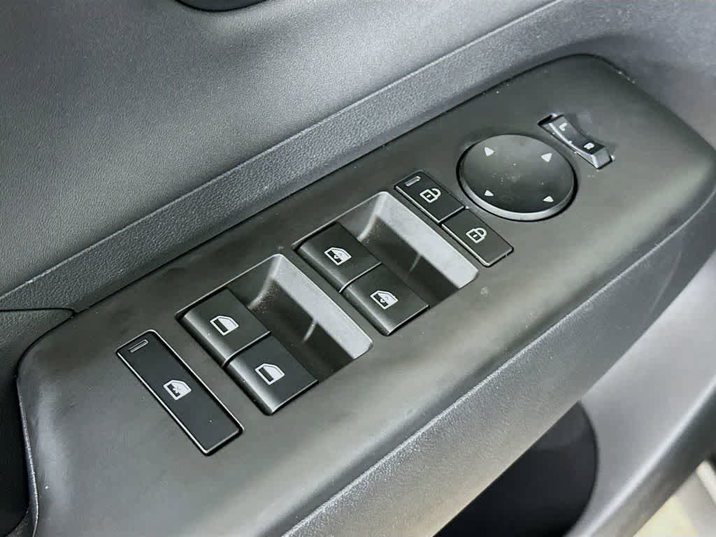 Thumbnail: 2024 Hyundai Kona - 30