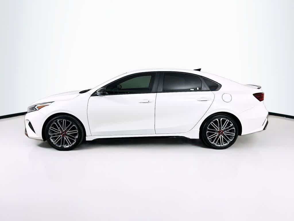Thumbnail: 2024 Kia Forte - 3