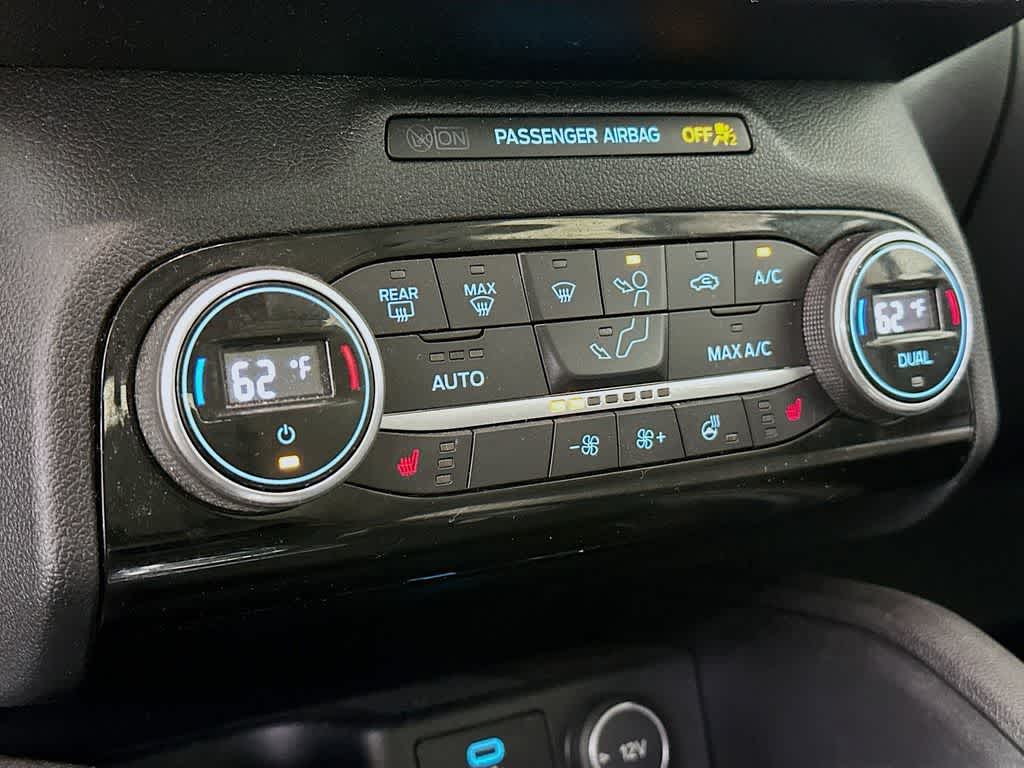 Thumbnail: 2021 Ford Escape - 18