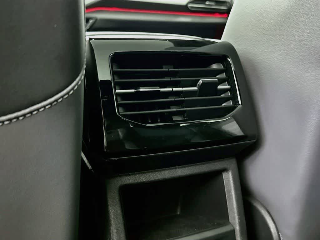 Thumbnail: 2023 Volkswagen ID.4 - 13