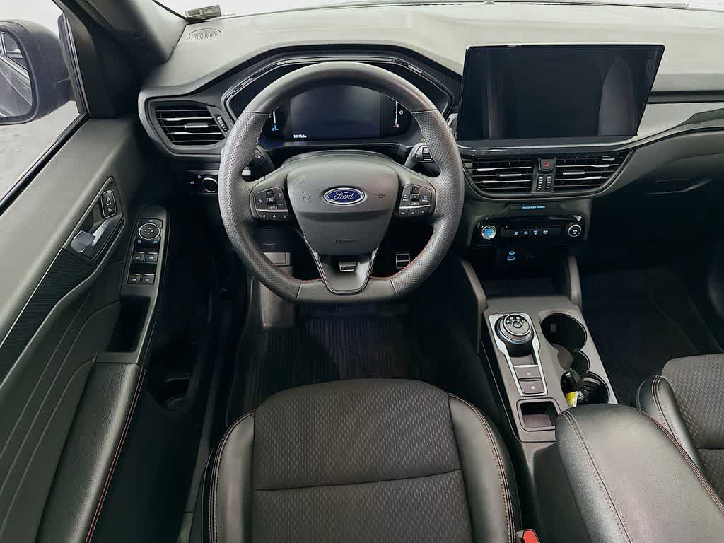 Thumbnail: 2023 Ford Escape - 10