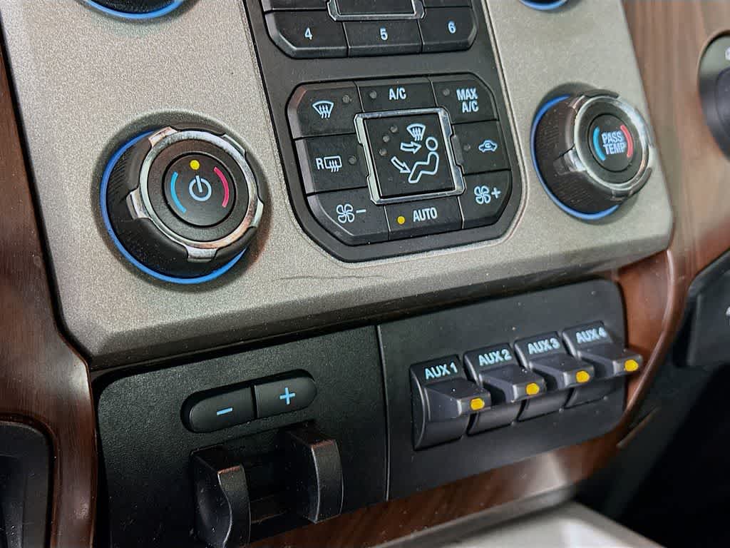 Thumbnail: 2016 Ford Econoline - 18