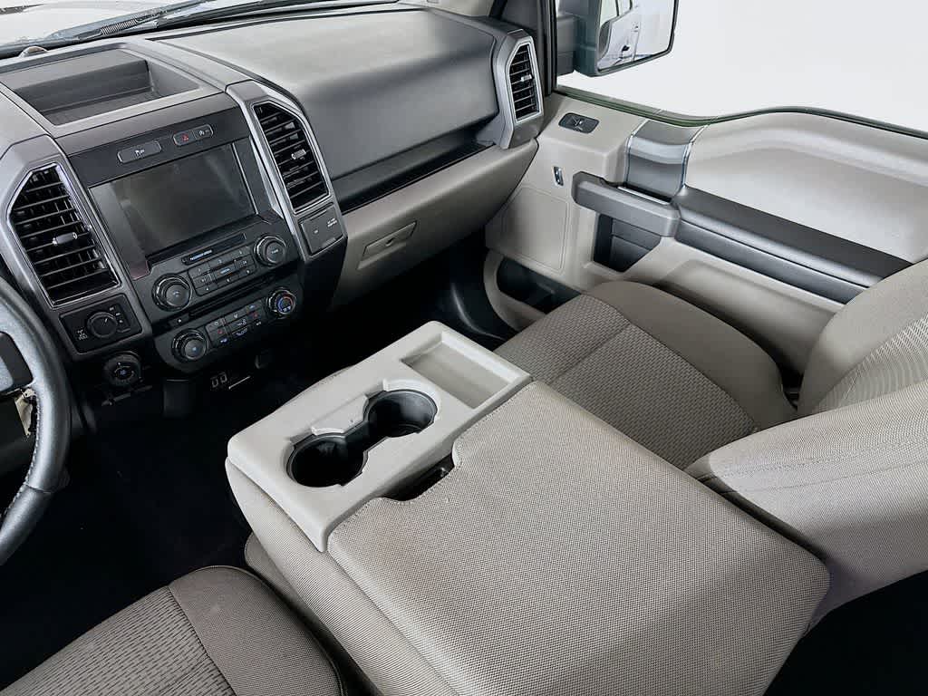 Thumbnail: 2017 Ford F-150 - 11