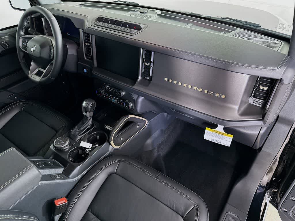 Thumbnail: 2025 Ford Bronco - 32