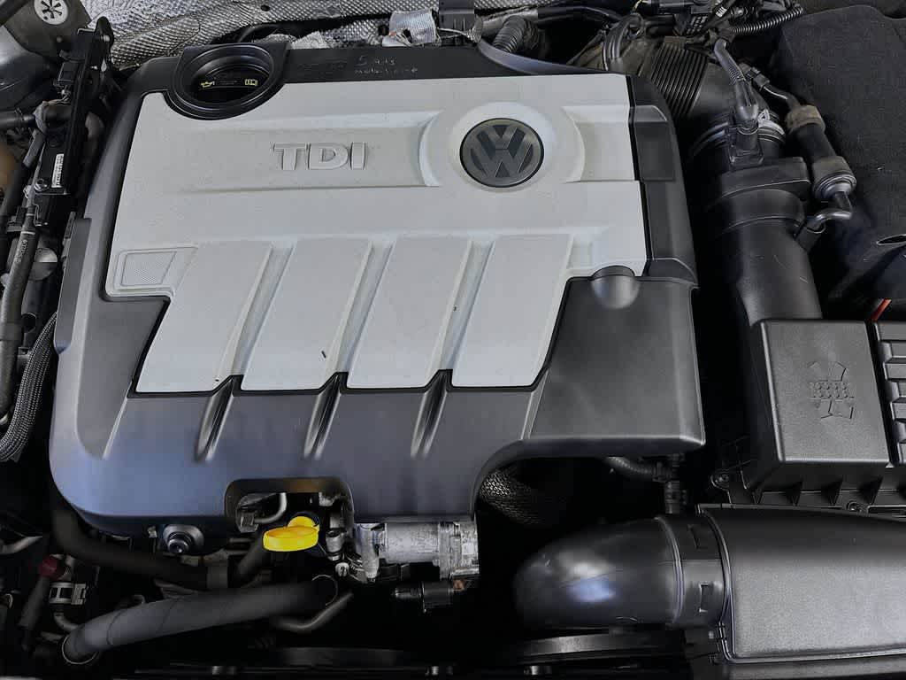 Thumbnail: 2014 Volkswagen Jetta - 9