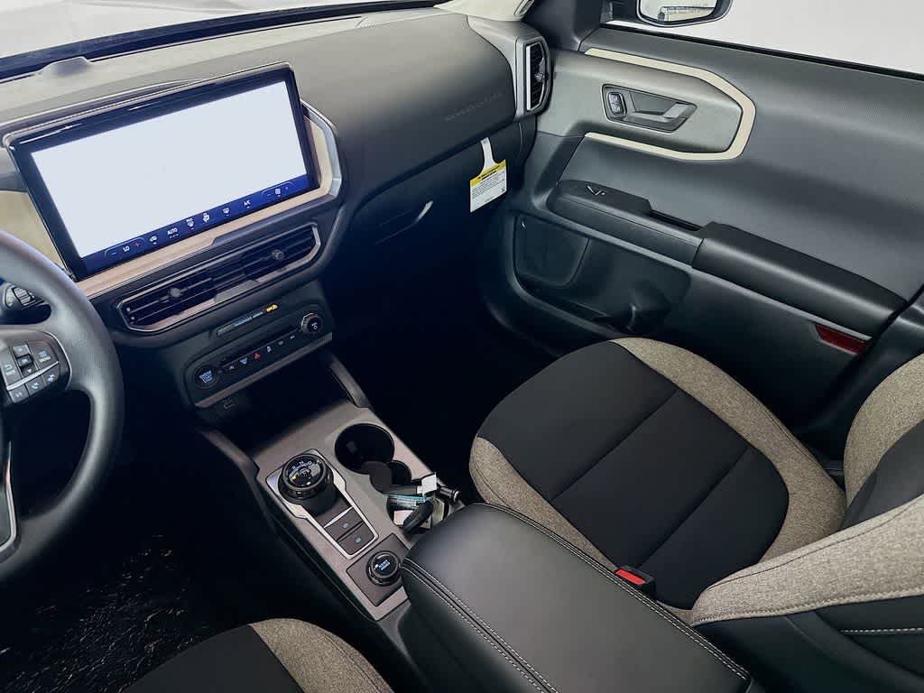 Thumbnail: 2025 Ford Bronco Sport - 11