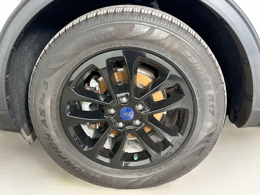 Thumbnail: 2022 Ford Escape - 7