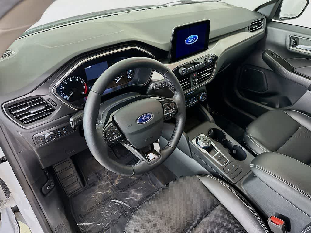 Thumbnail: 2021 Ford Escape - 2