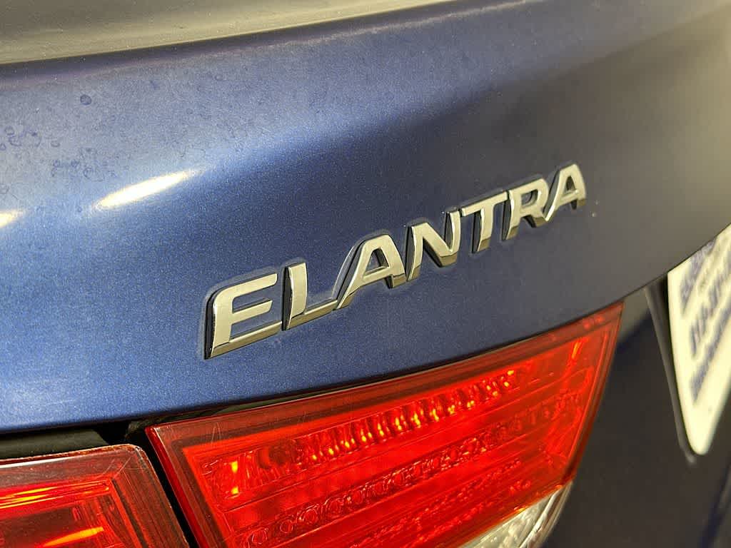Thumbnail: 2013 Hyundai Elantra - 7