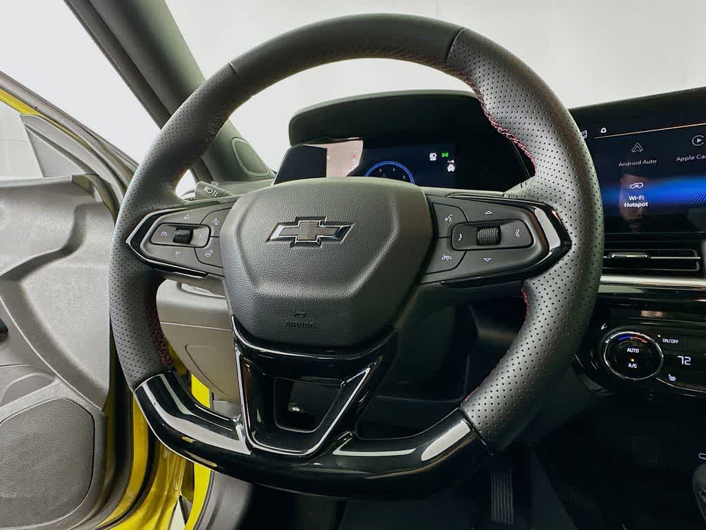 Thumbnail: 2024 Chevrolet Trax - 15