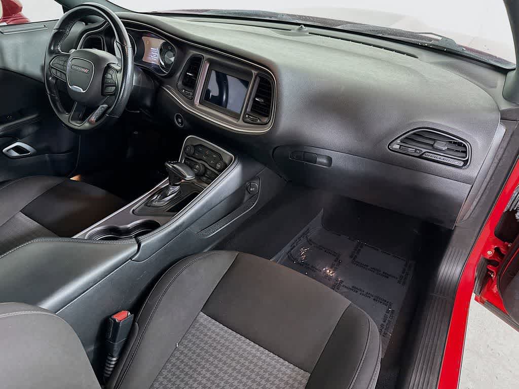 Thumbnail: 2022 Dodge Challenger - 31