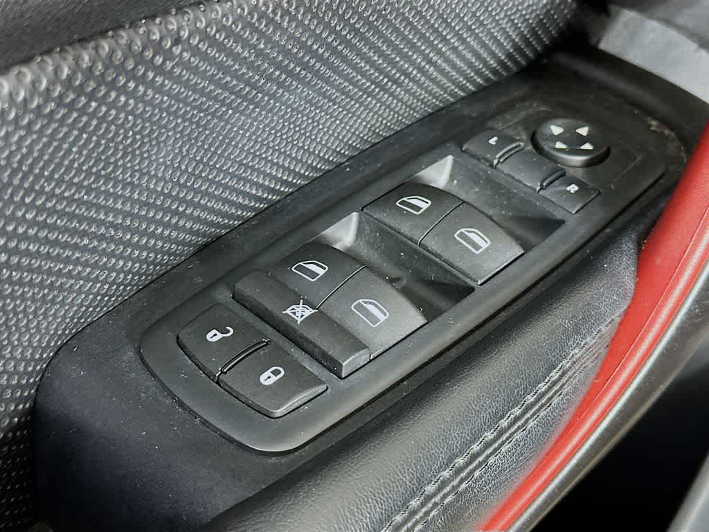 Thumbnail: 2016 Dodge Dart - 28