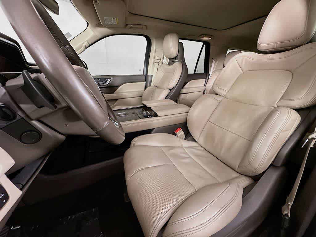 2022 Lincoln Navigator L Reserve 12