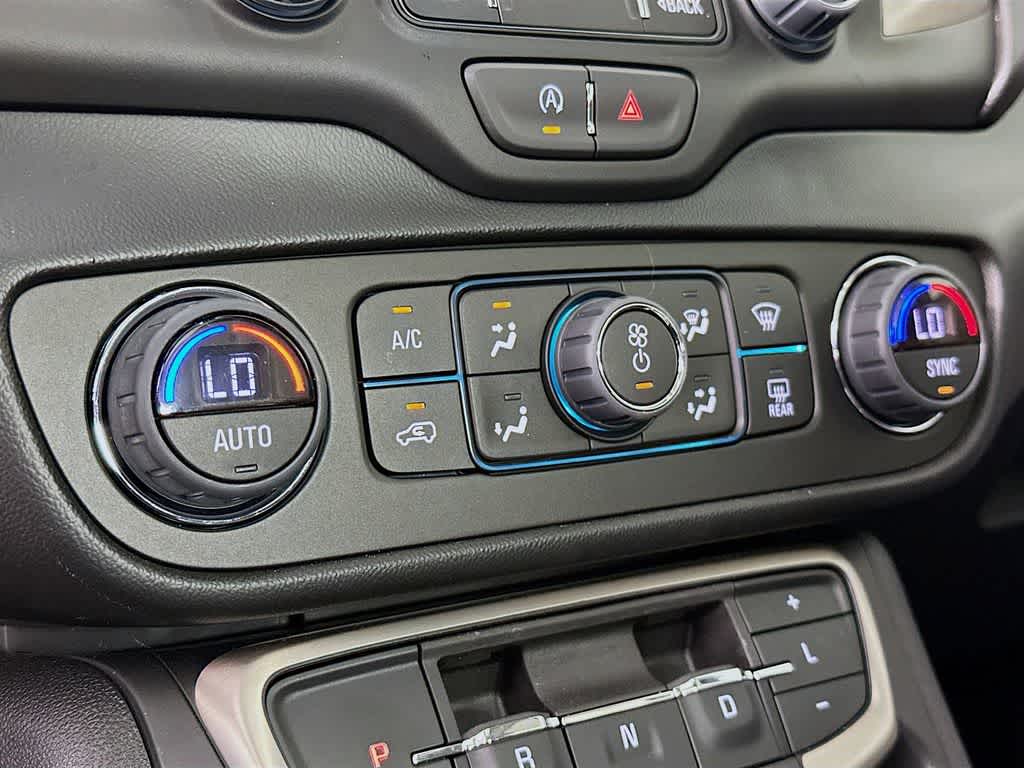 2022 GMC Terrain Denali 18