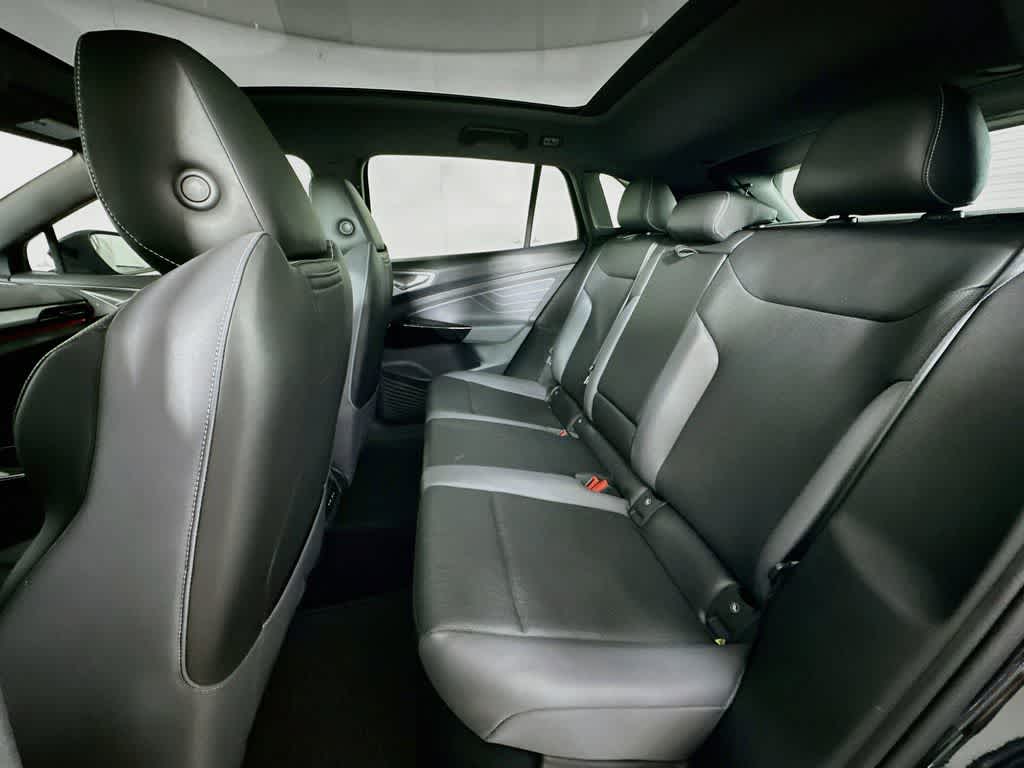 Thumbnail: 2023 Volkswagen ID.4 - 14