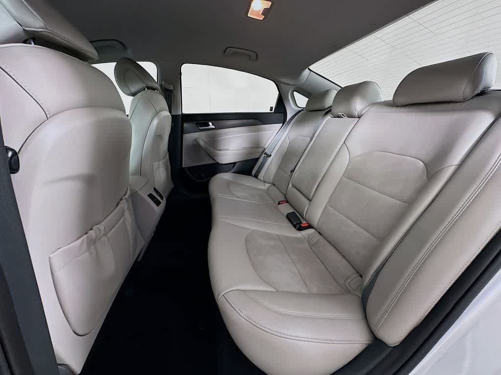 Thumbnail: 2016 Hyundai Sonata - 14