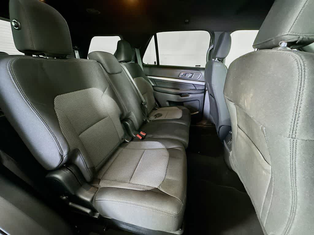 Thumbnail: 2019 Ford Explorer - 32