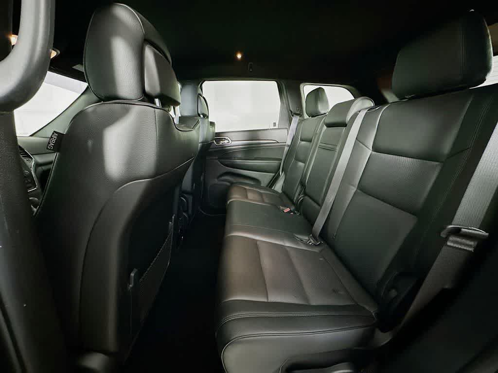 Thumbnail: 2020 Jeep Grand Cherokee - 14