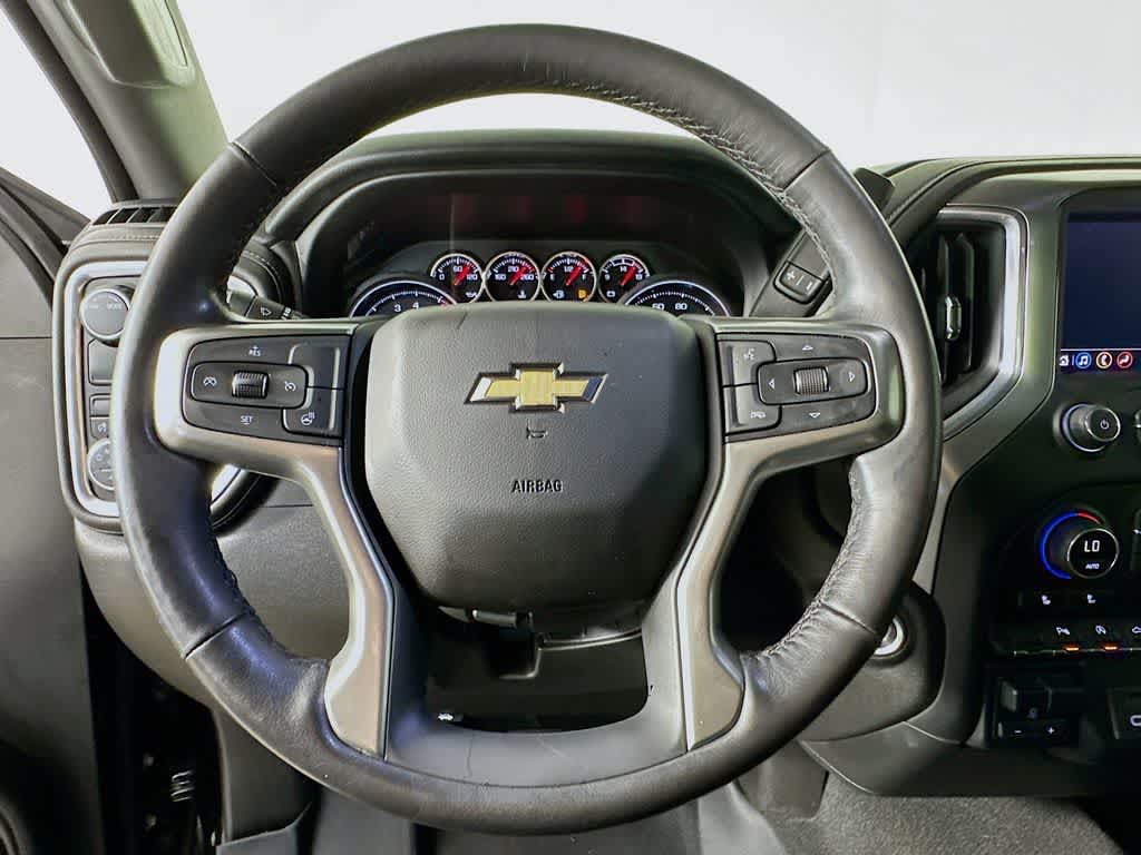 Thumbnail: 2020 Chevrolet Silverado 1500 - 15