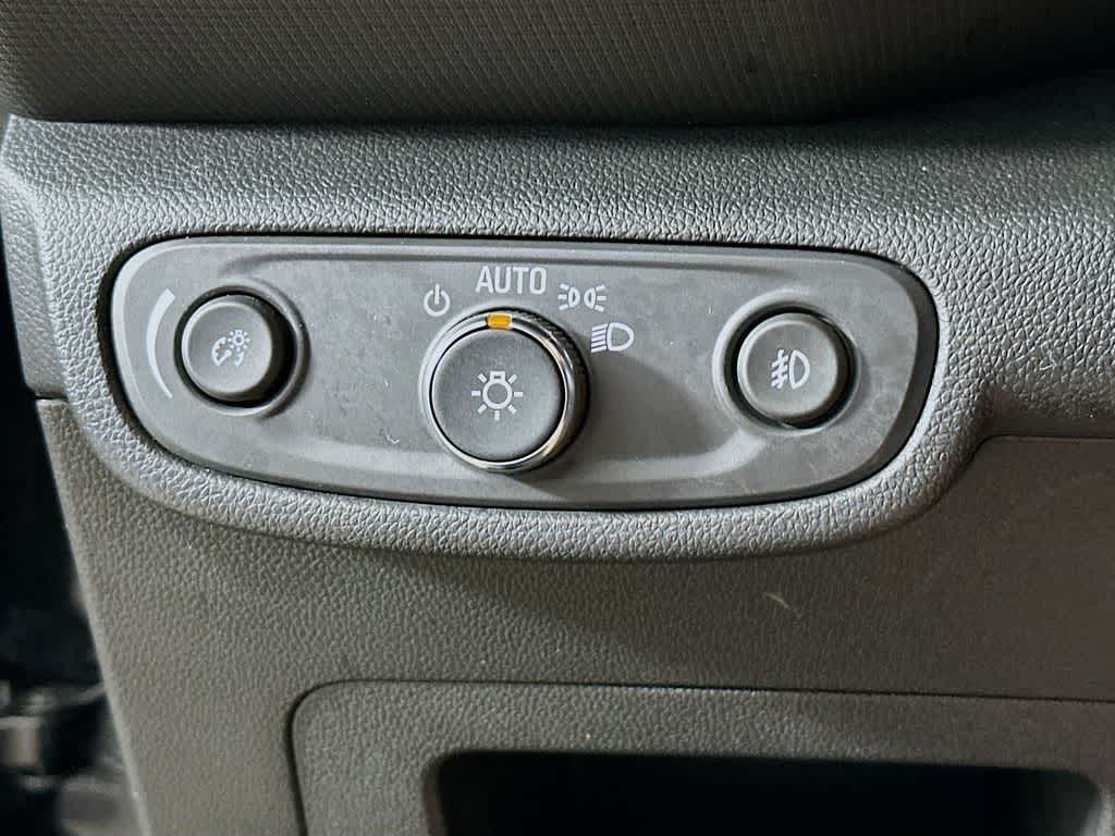 Thumbnail: 2022 Chevrolet TrailBlazer - 26