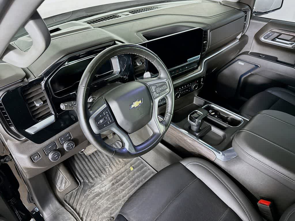 Thumbnail: 2024 Chevrolet Silverado 1500 - 2