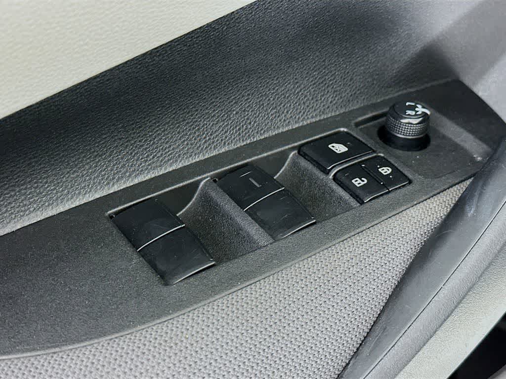 Thumbnail: 2023 Toyota Corolla - 28