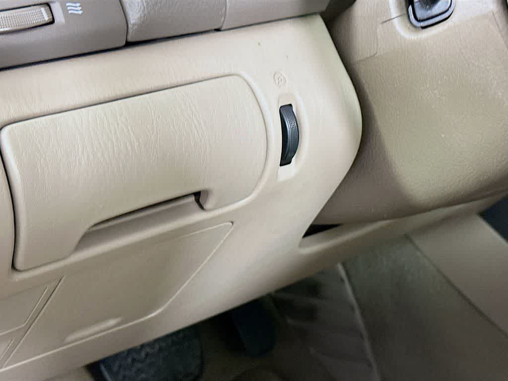 Thumbnail: 2003 Toyota Camry - 26