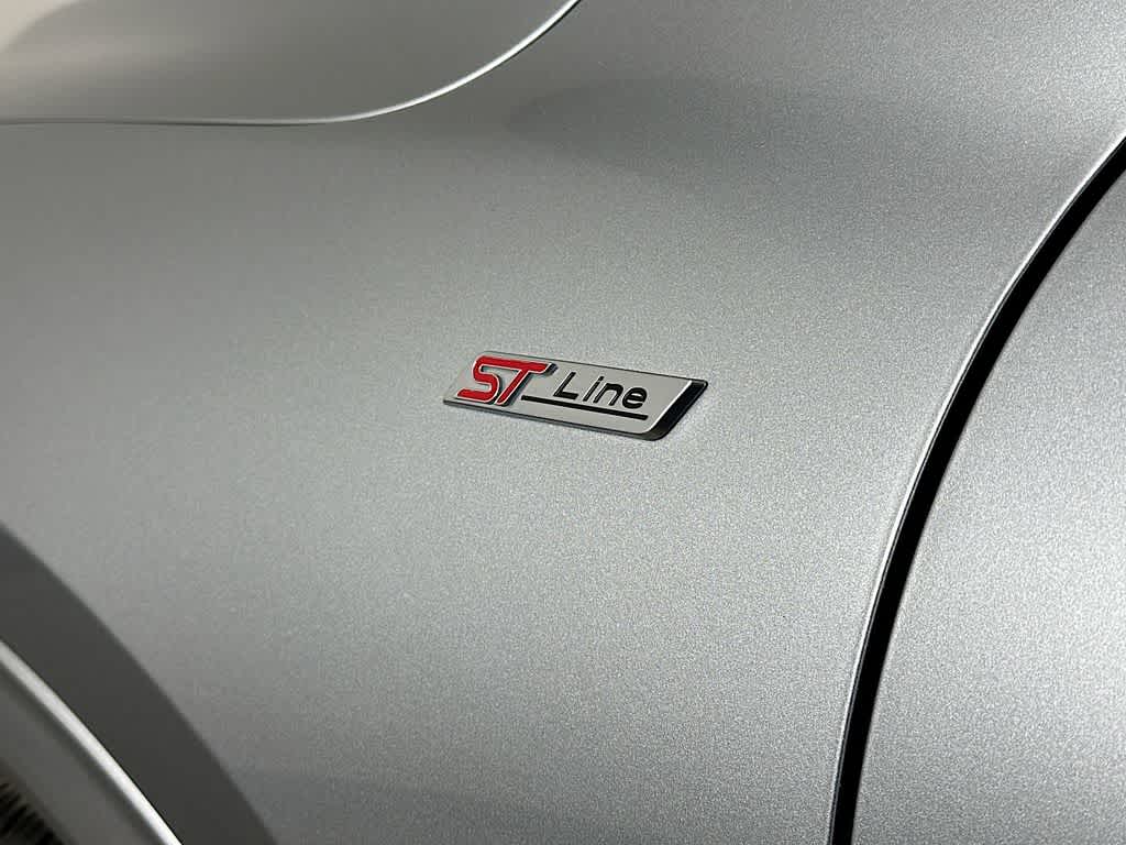 Thumbnail: 2023 Ford Escape - 7