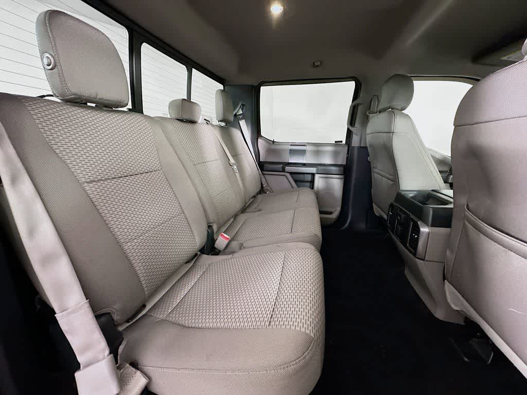 Thumbnail: 2016 Ford F-150 - 32