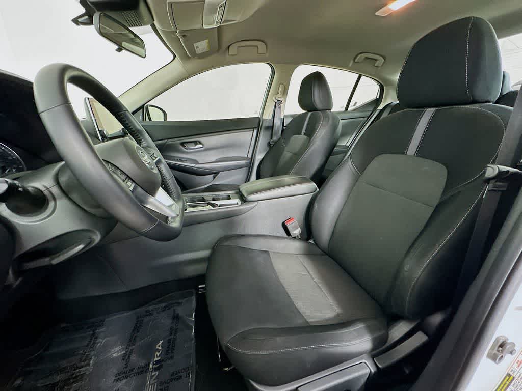 Thumbnail: 2021 Nissan Sentra - 12